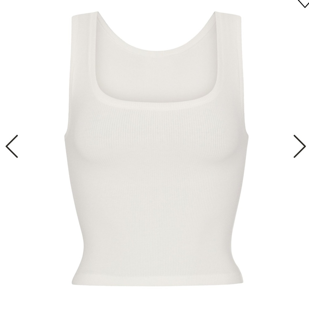 - Skims COTTON RIB TANK
